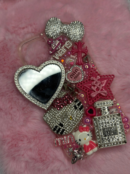 Hk lux iPhone 13 case